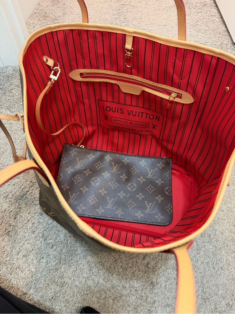 Monogram tote - Picture 3 of 3